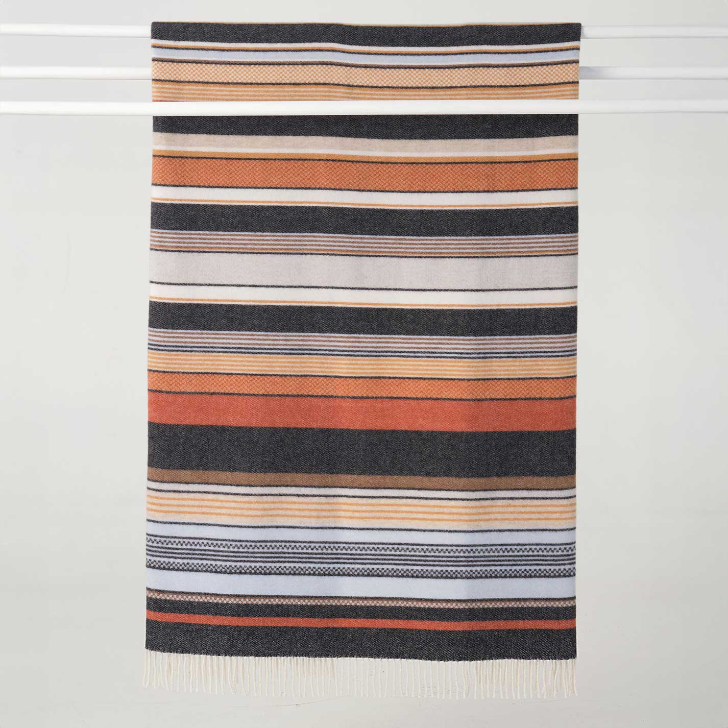 Strait throw in Dusk