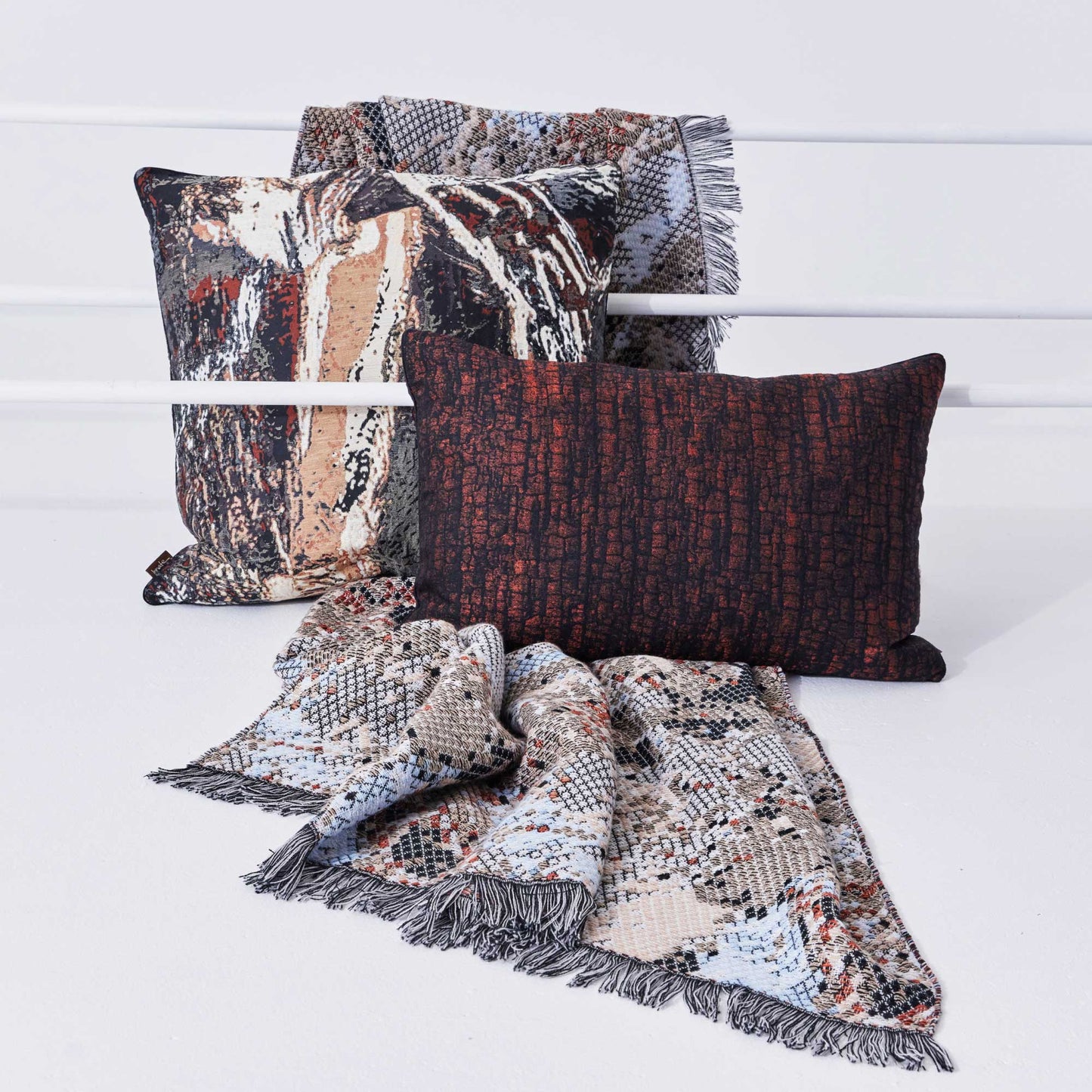 Bark cushion in Ember